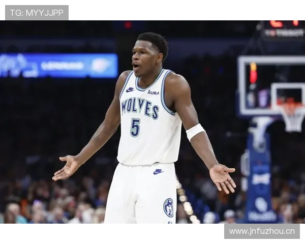 爱德华兹突破创造高效得分率显著拉开与同期得分手差距